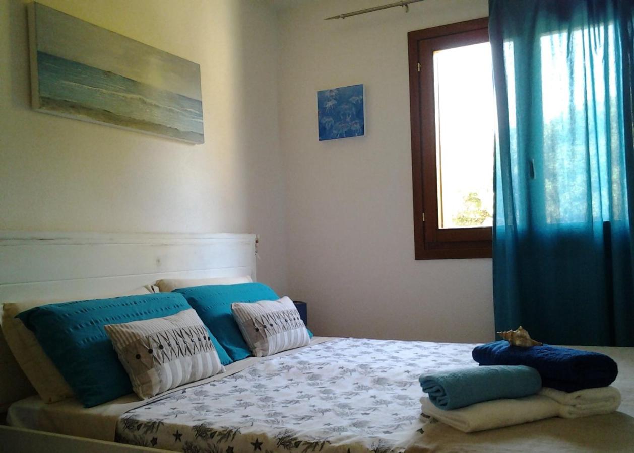Frina Di Mari B&B San Teodoro  Exteriör bild
